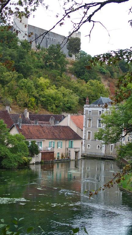 Gite En Forterre Druyes-les-Belles-Fontaines Zewnętrze zdjęcie
