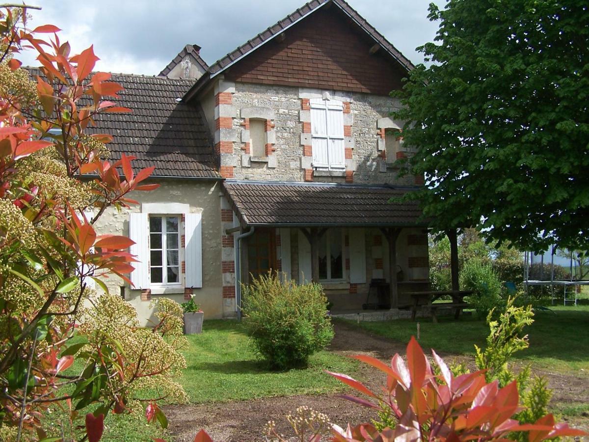 Gite En Forterre Druyes-les-Belles-Fontaines Zewnętrze zdjęcie